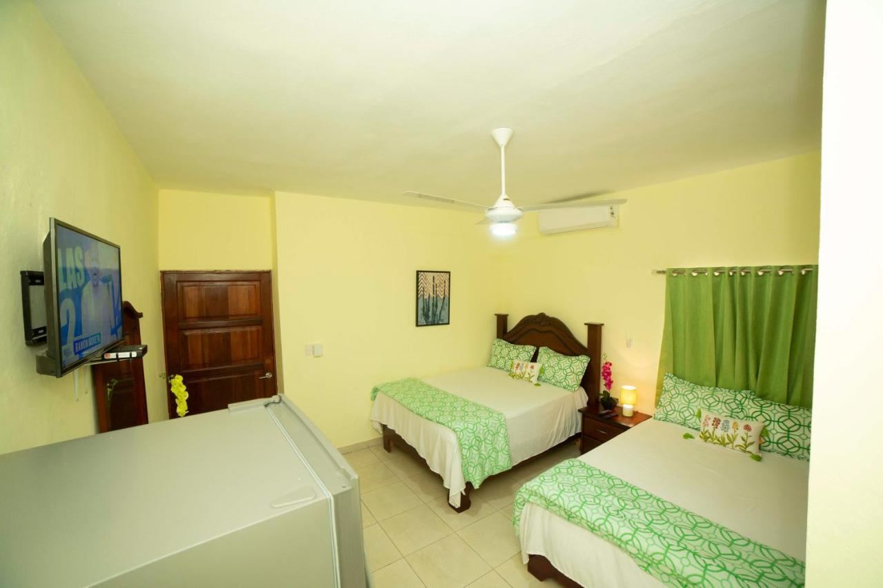 Hotel Enrique I Gazcue, Bed And Breakfast Santo Domingo Exterior foto