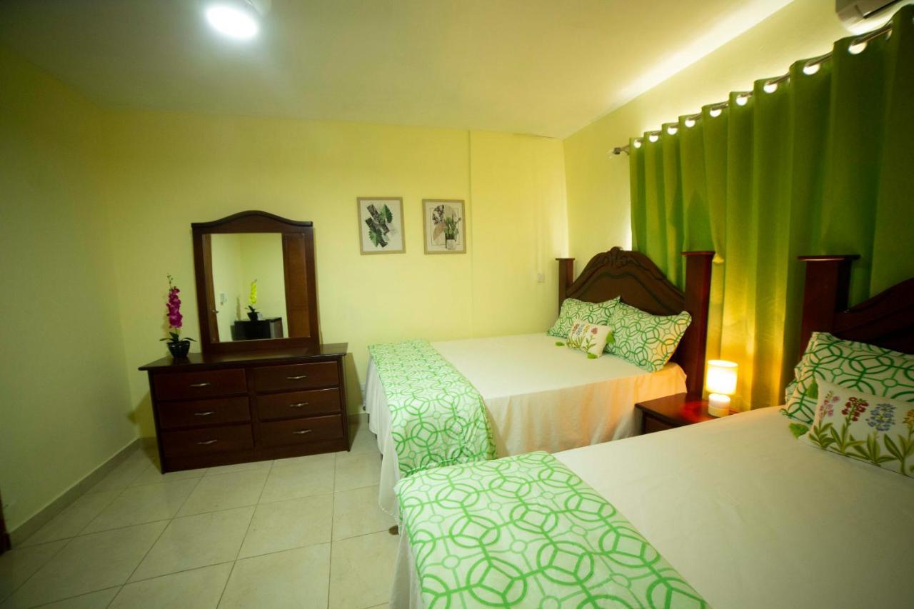 Hotel Enrique I Gazcue, Bed And Breakfast Santo Domingo Exterior foto