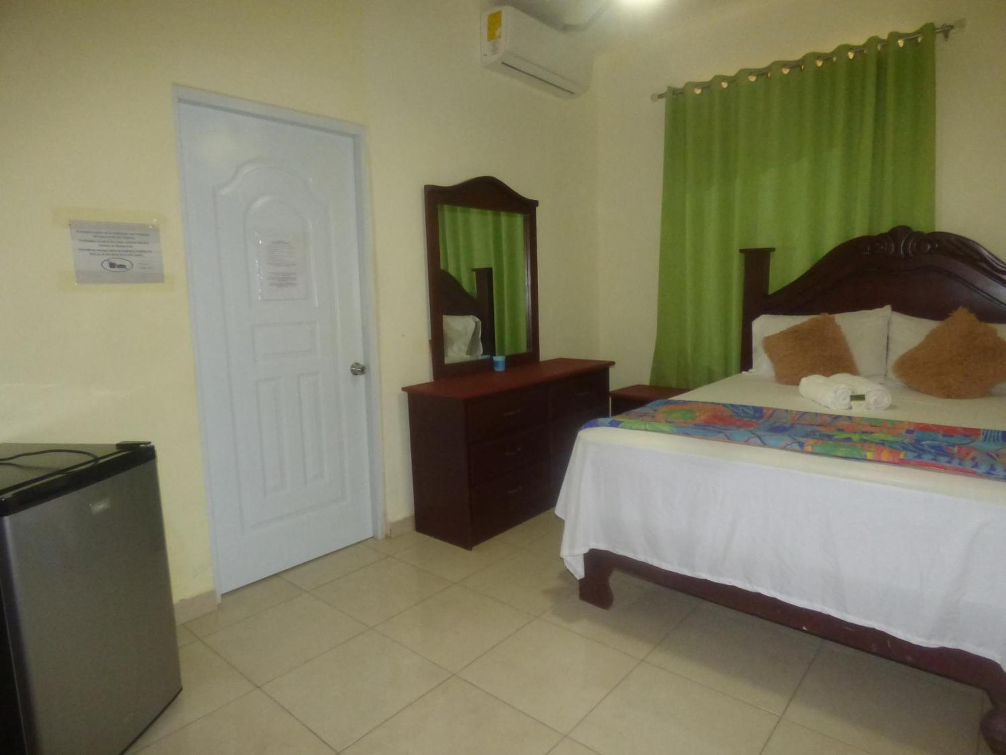 Hotel Enrique I Gazcue, Bed And Breakfast Santo Domingo Exterior foto