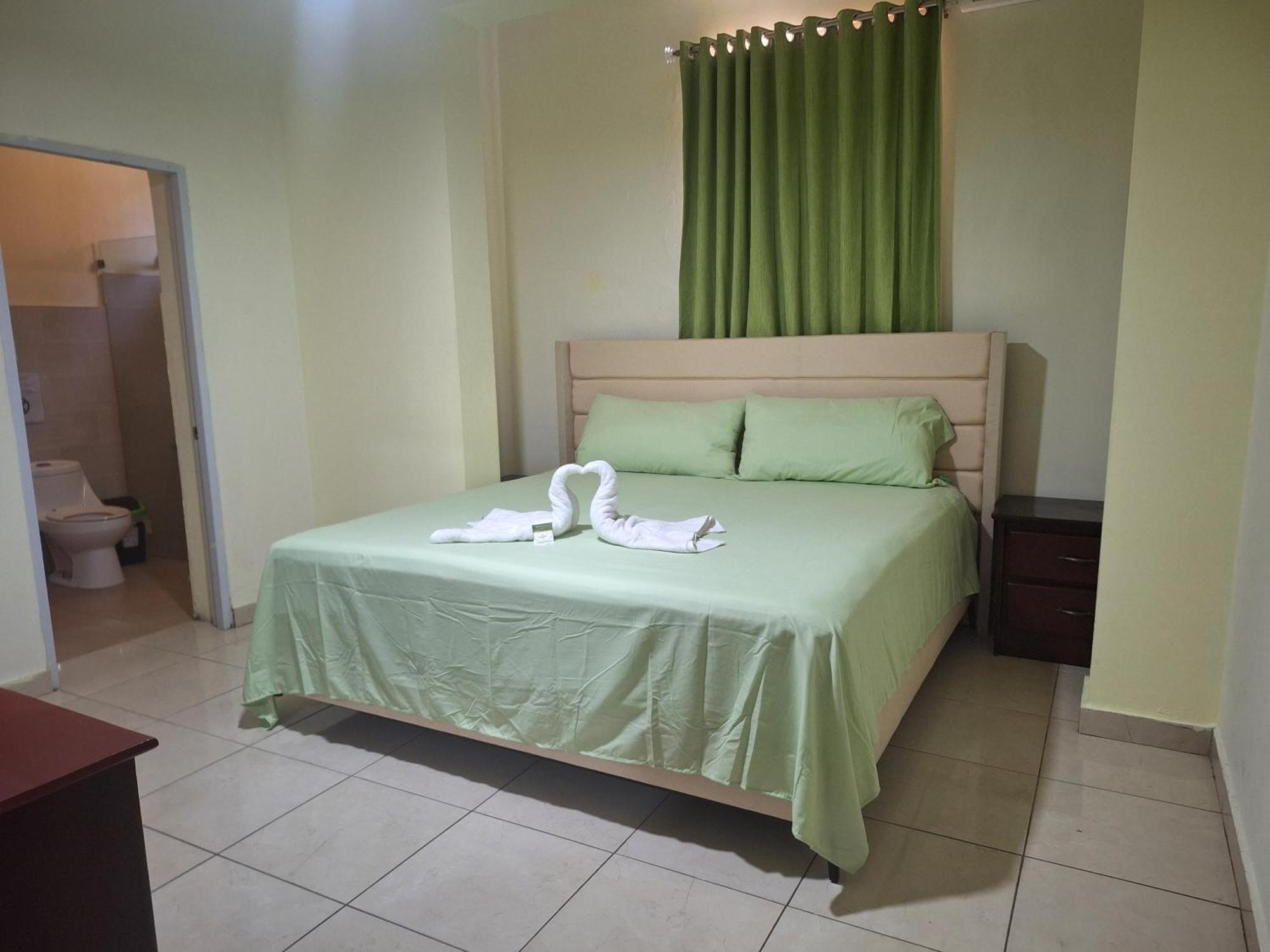 Hotel Enrique I Gazcue, Bed And Breakfast Santo Domingo Exterior foto